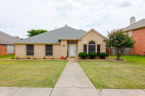 2209 Swallow Ln, Lewisville, TX, 75077-7674 | Card Image