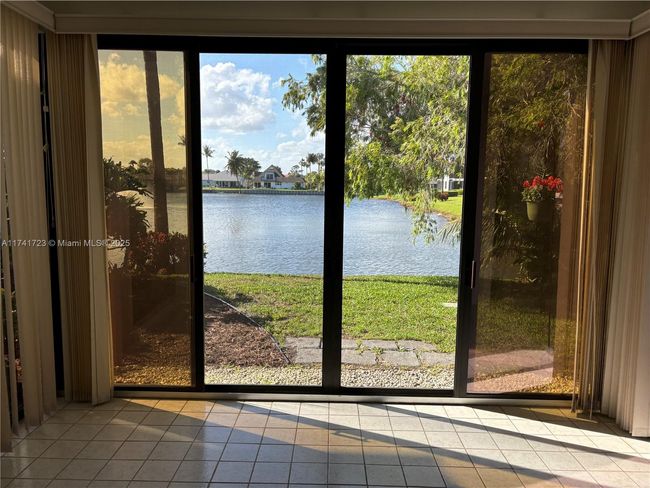 APT-9 - 6041 Se Landing Way, Condo with 3 bedrooms, 2 bathrooms and null parking in Stuart FL | Image 35