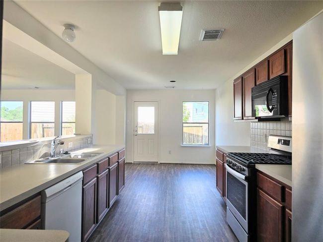 22911 Twisting Maple Ct, House other with 3 bedrooms, 3 bathrooms and 2 parking in Spring TX | Image 19