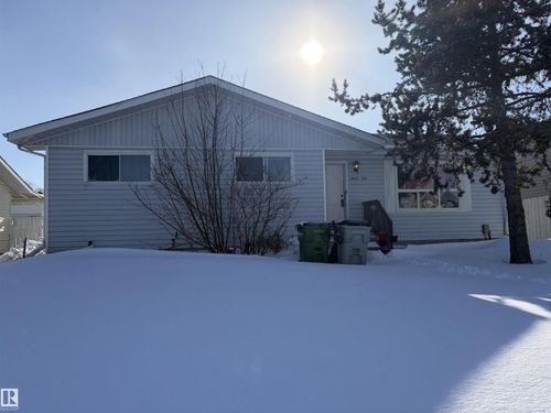 11035 104 St, Westlock, AB, T7P1G5 | Card Image
