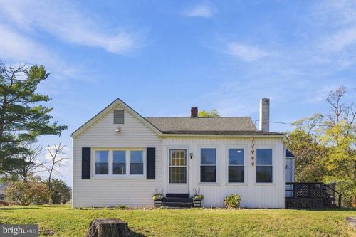 694 Round Hill Road, WINCHESTER, VA, 22602 | Card Image