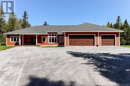 25 Mclellan Dr, Willow Grove, NB, E2S1E9 | Card Image