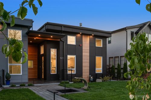 421 14th Ave W, Kirkland, WA, 98033-5310 | Card Image