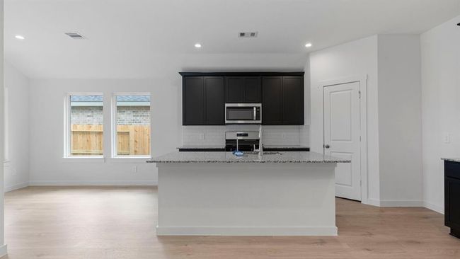 *Images and 3D tour are for illustration only and options may vary from home as built. | Image 17