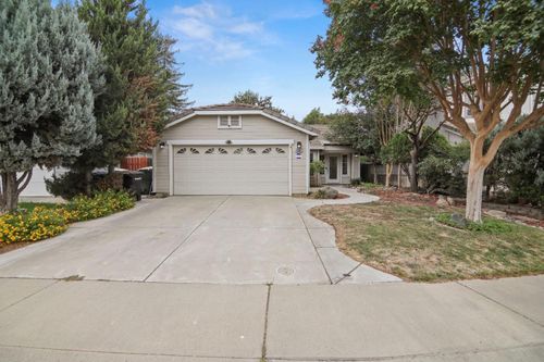 4004 Kincaid Ln, Salida, CA, 95368-9746 | Card Image
