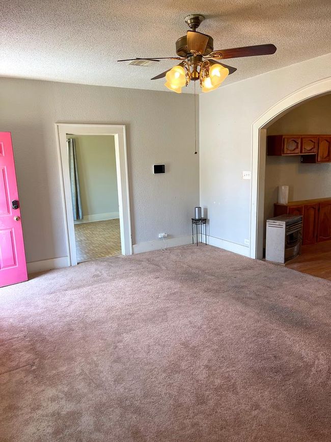 501 E 15 Th St, House other with 2 bedrooms, 1 bathrooms and 2 parking in Big Spring TX | Image 10