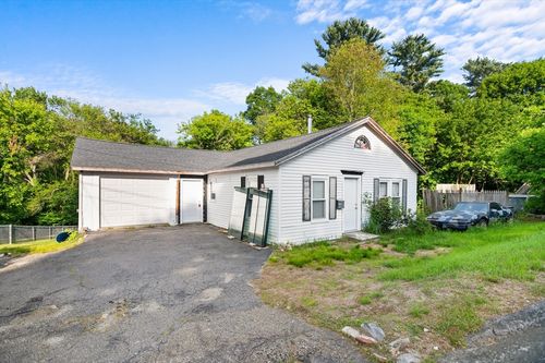 11 Williams St, Dudley, MA, 01571-3341 | Card Image