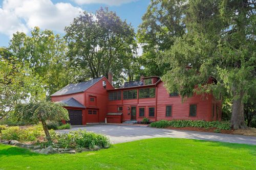 5 Nesmith St, Derry, NH, 03038-1201 | Card Image