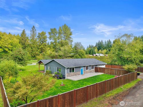 991 Sw Berry Lake Rd, Port Orchard, WA, 98367-7564 | Card Image
