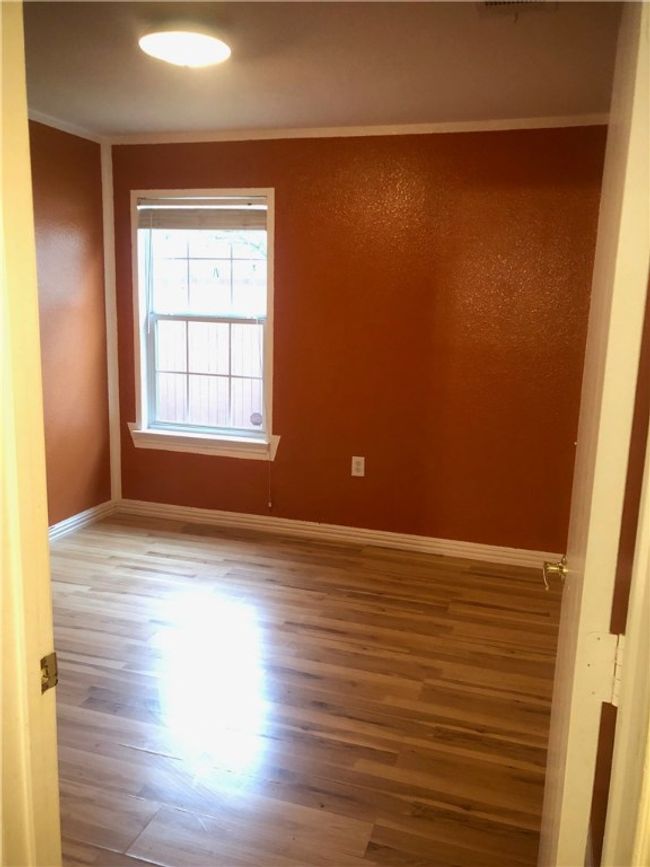 2105 Tranquilo Trl, House other with 3 bedrooms, 2 bathrooms and 4 parking in Austin TX | Image 22