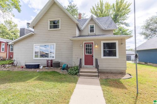 110 Jones St, Moville, IA, 51039-7820 | Card Image
