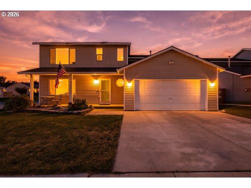 1580 Misty Dr, Hermiston, OR, 97838 | Card Image