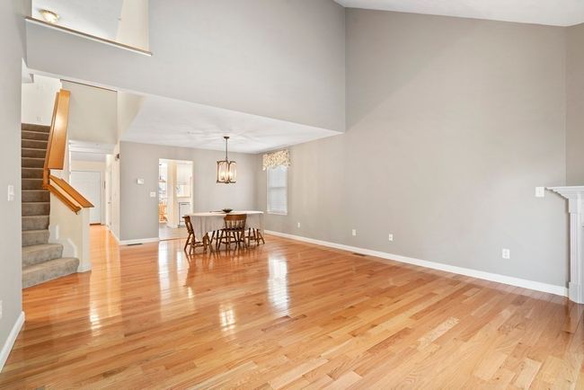 E - 4 Strawberry Ln, Condo with 2 bedrooms, 3 bathrooms and 1 parking in Hudson MA | Image 15