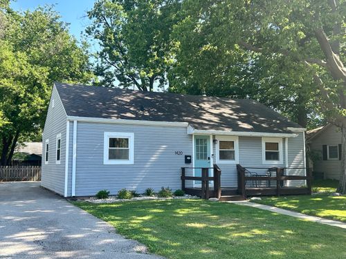 1420 Lincoln Dr, Noblesville, IN, 46060-1737 | Card Image