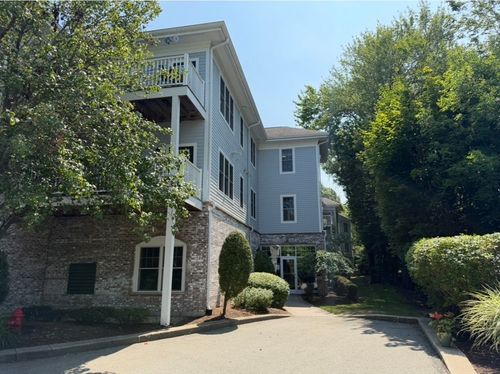 e-21 Rockland St, Canton, MA, 02021-5104 | Card Image