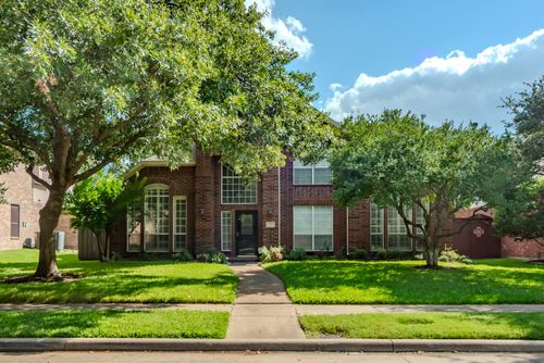 3316 Shady Valley Rd, Plano, TX, 75025-4525 | Card Image