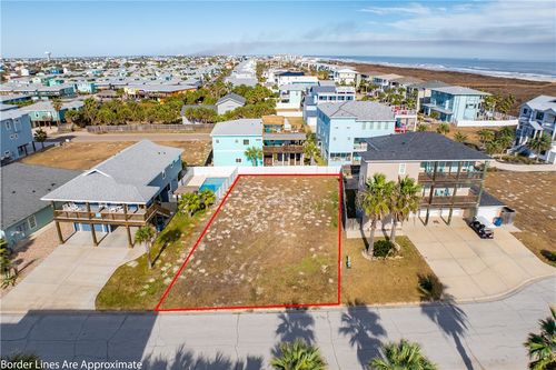 663 Gage Way, Port Aransas, TX, 78373-6118 | Card Image