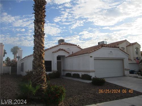 8216 Grassy Point Cir, Las Vegas, NV, 89145-4560 | Card Image