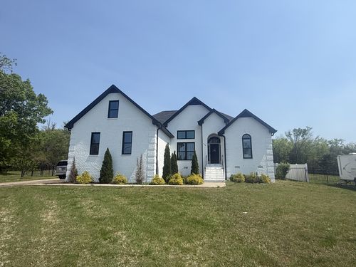 300 Hummingbird Ln, Shelbyville, TN, 37160-2165 | Card Image