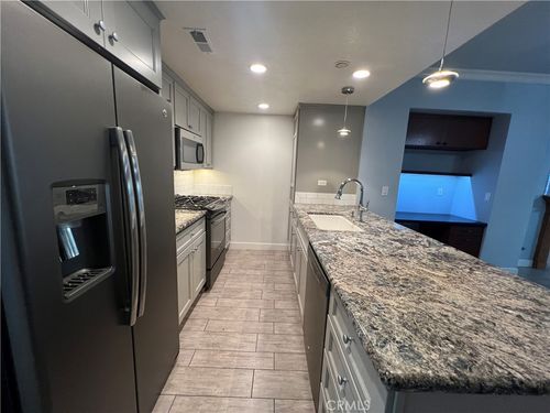 apt-414-11630 Warner Ave, Fountain Valley, CA, 92708-2563 | Card Image