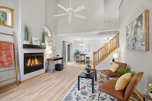 80-8771 Branson Dr, Inver Grove Heights, MN, 55076-3526 | Card Image