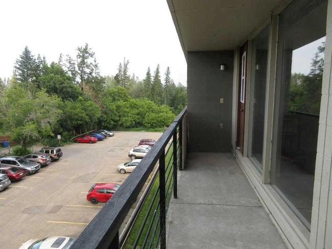 402 - 4700 55 Street, Home with 2 bedrooms, 1 bathrooms and 1 parking in Red Deer AB | Image 11