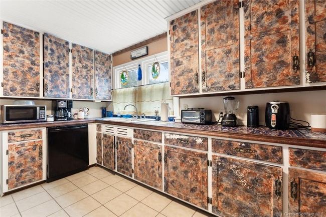 2313 Aster St, House other with 2 bedrooms, 2 bathrooms and null parking in Lake Charles LA | Image 11