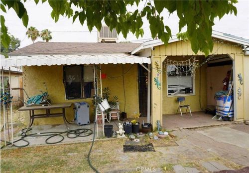 3819 Mitchell Ave, Bakersfield, CA, 93306-4526 | Card Image