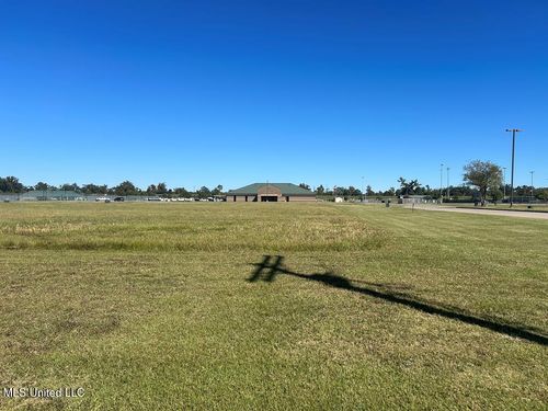 713 Carter St, Vidalia, LA, 71373-3203 | Card Image