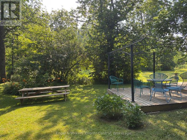 7237 Nottawasaga 6/7 Sideroad, House other with 4 bedrooms, 1 bathrooms and 7 parking in Clearview (Creemore) ON | Image 22