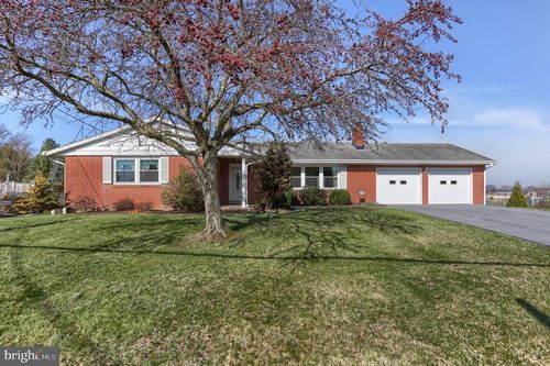 139 Lawn Rd, PALMYRA, PA, 17078-8956 | Card Image