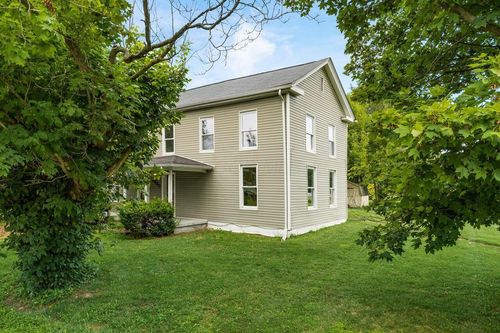 8685 Lancaster Thornville Rd Ne, Pleasantville, OH, 43148-9745 | Card Image