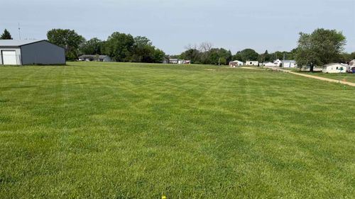 1102 1st Ave Se, Oelwein, IA, 50662 | Card Image
