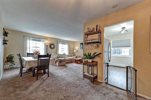3d-88-20 Parsons Blvd, Jamaica, NY, 11432-3868 | Card Image