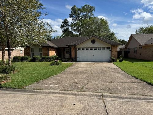 117 Lake D Este Dr, Slidell, LA, 70461-3608 | Card Image