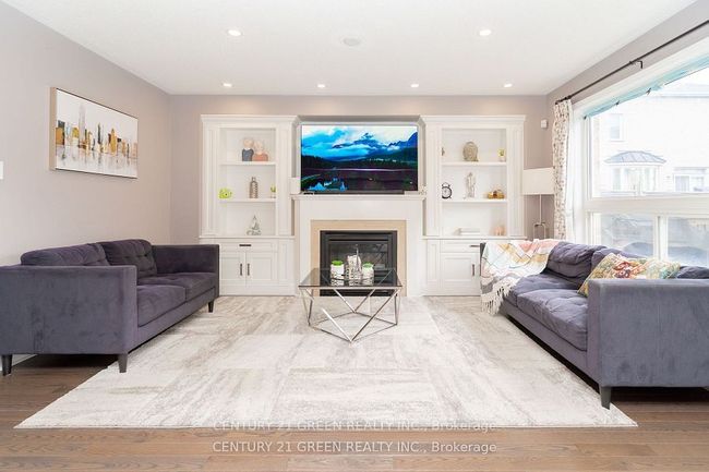94 Snowling Dr, House attached with 6 bedrooms, 4 bathrooms and 2 parking in Ajax ON | Image 9