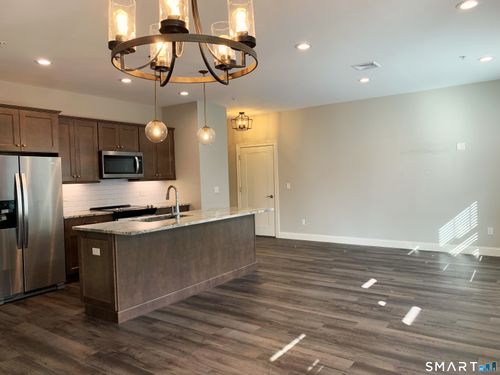 g-501 Edgewater Cir, East Hampton, CT, 06424 | Card Image