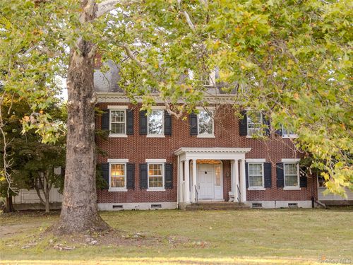 63 Colonial Ave, Warwick, NY, 10990-3103 | Card Image