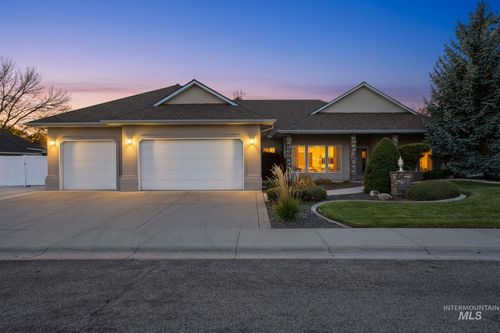 671 E Trinidad Dr, Meridian, ID, 83642-7427 | Card Image