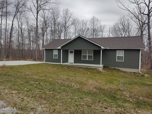 226 Chickasaw Dr, Crossville, TN, 38572-6200 | Card Image