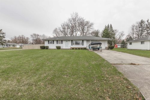 5732 Meadowbrook Dr, Fort Wayne, IN, 46835-3347 | Card Image