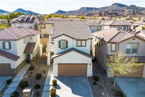 681 Lucky Pine St, Henderson, NV, 89002-3300 | Card Image