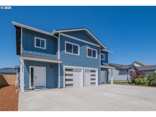 4538 Live Oak St, Sweet Home, OR, 97386-1396 | Card Image