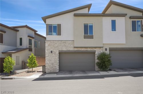 681 Infinity Ridge St, Las Vegas, NV, 89138-6483 | Card Image