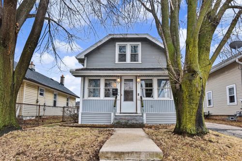 1203 Lincoln Ave, Waukesha, WI, 53186-5317 | Card Image