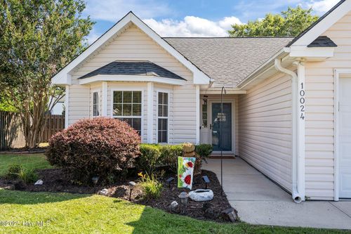 10024 Birch Pl Se, Belville, NC, 28451-9544 | Card Image