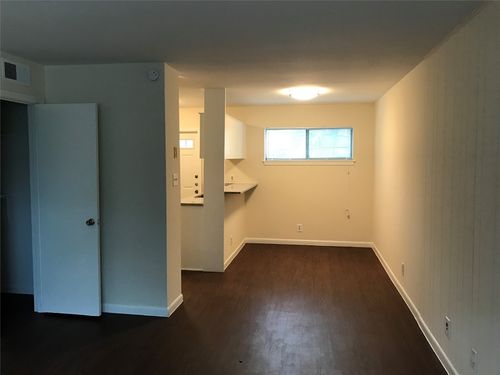 apt-108-5001 Bull Creek Rd, Austin, TX, 78731-5032 | Card Image