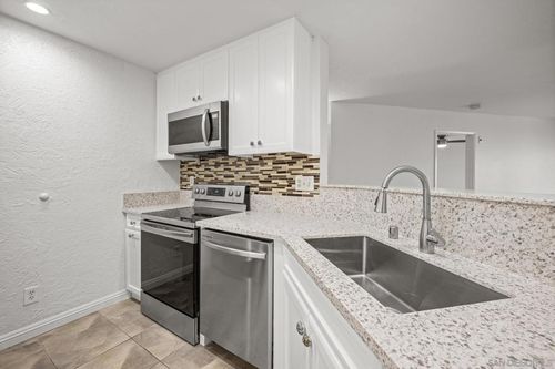 unit-11-7283 Camino Degrazia, San Diego, CA, 92111-7856 | Card Image