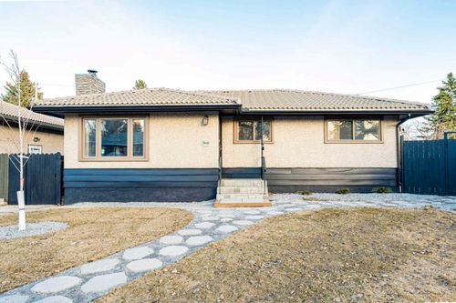 2018 Cottonwood Cres Se, Calgary, AB, T2B1R1 | Card Image