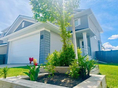 942 Miners Blvd W, Lethbridge, AB, T1J5S6 | Card Image